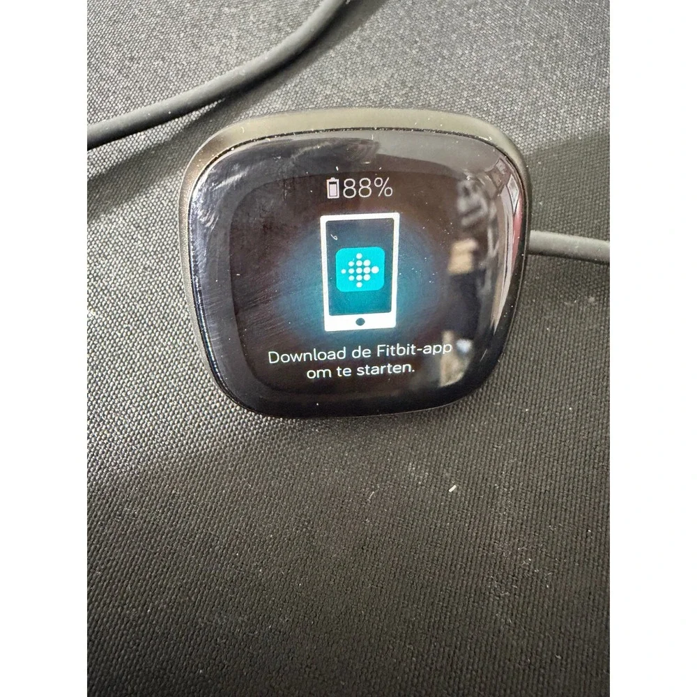 Fitbit Versa 3 Smartwatch Black EUC GPS Heart Rate Monitor Water Resistant